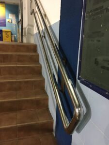 Fabricación e Instalación de Barandillas Metálicas en españa – Cercados y Metales SL (33)